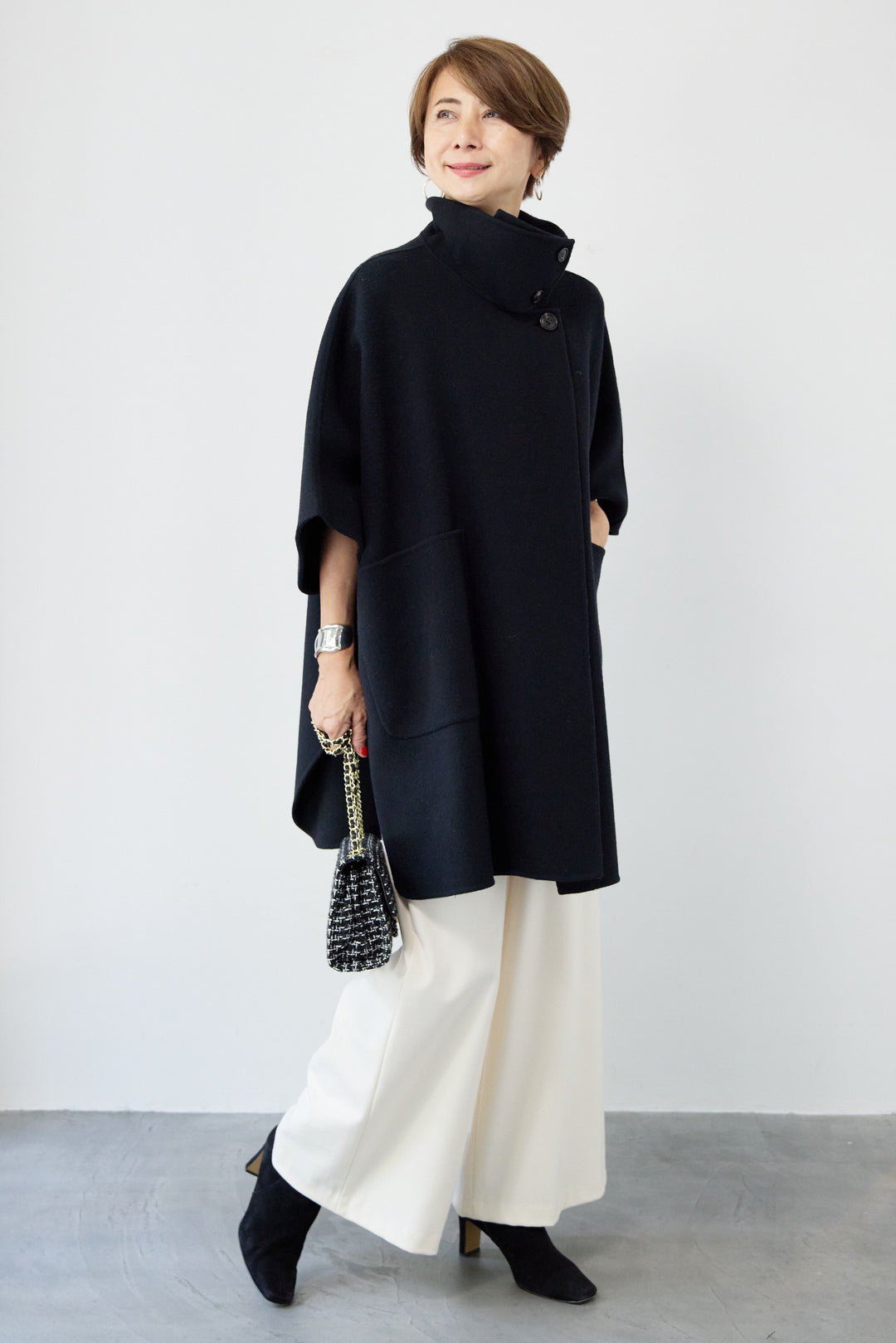 スタンドネックポンチョウールコート