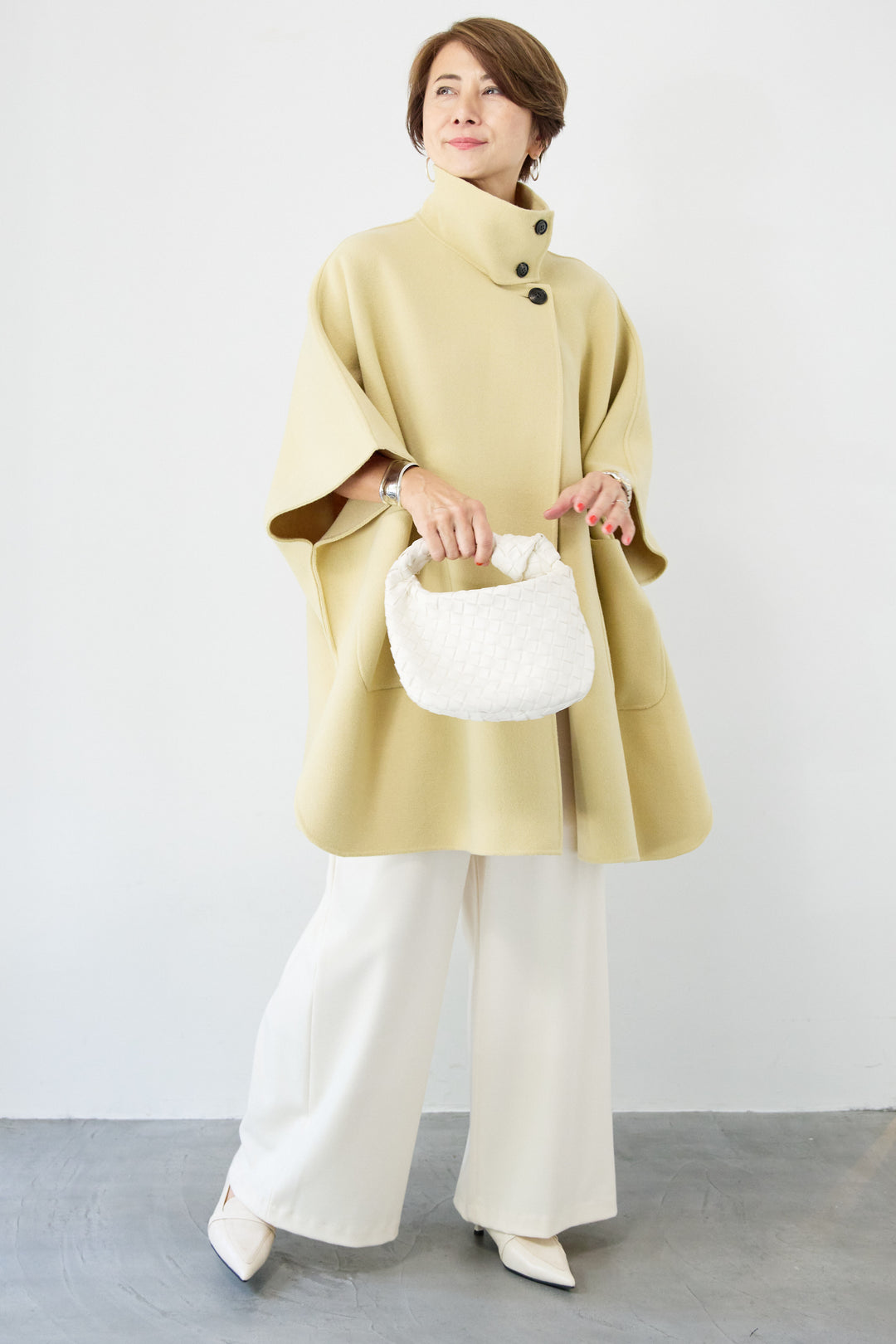 スタンドネックポンチョウールコート