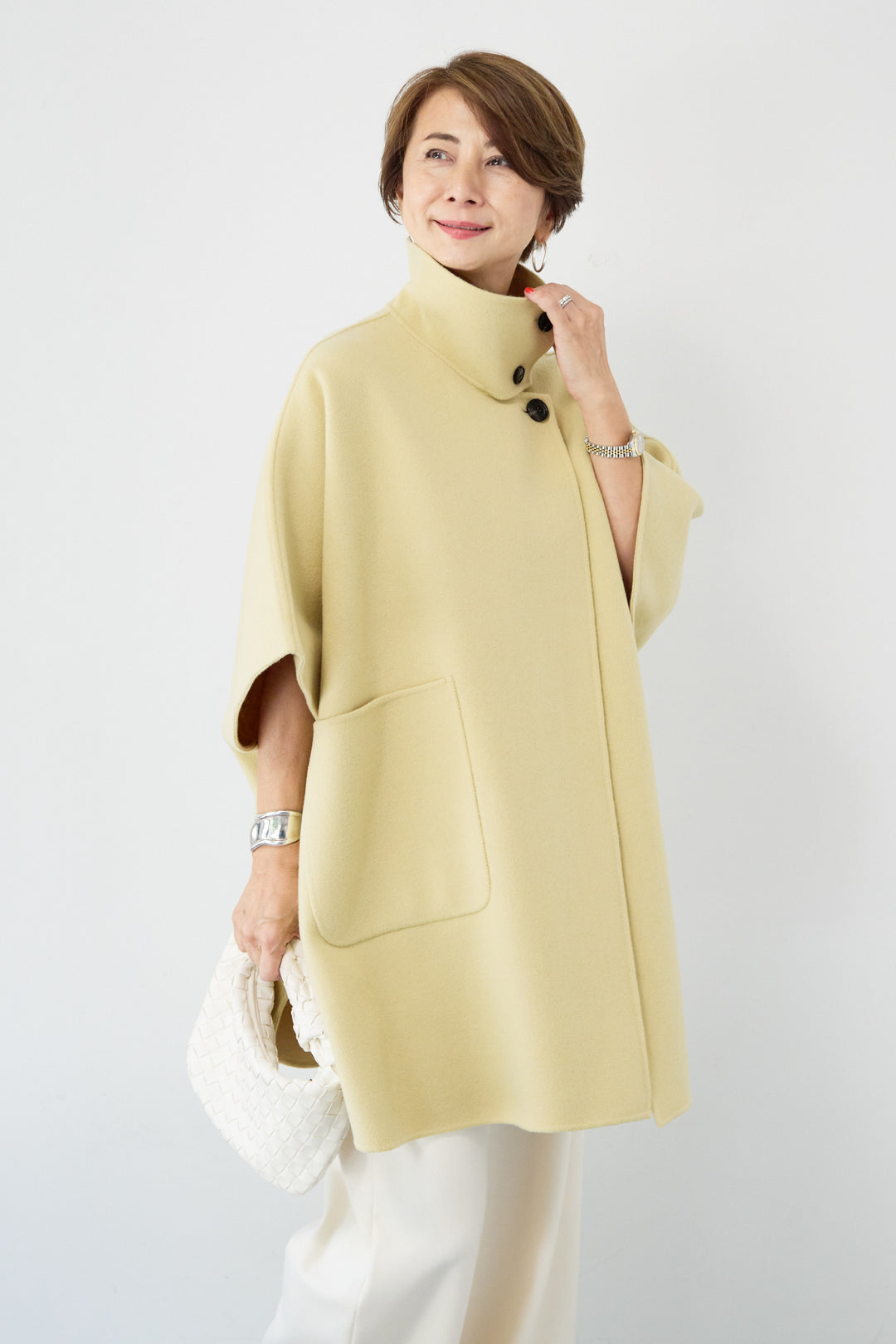 スタンドネックポンチョウールコート