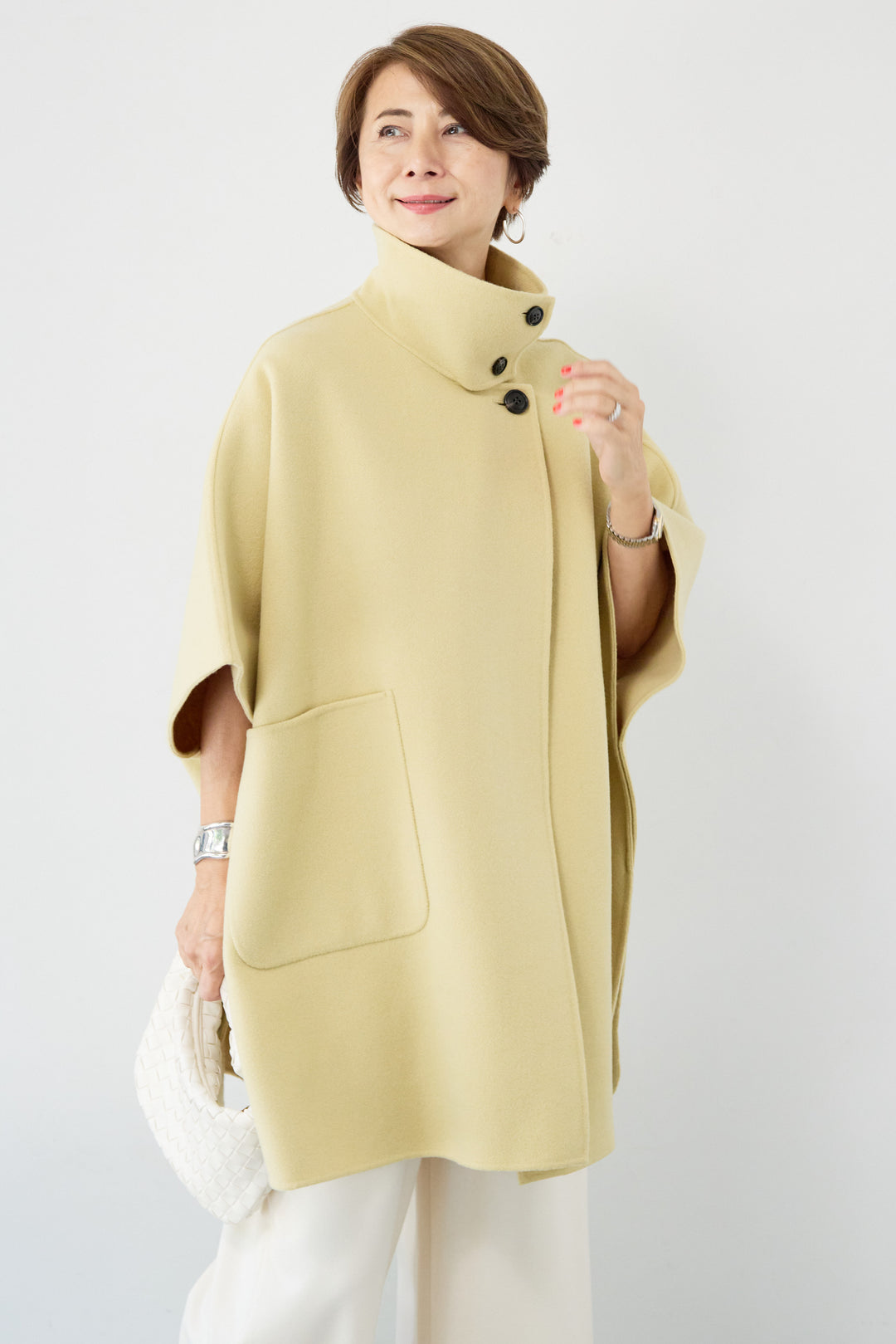 スタンドネックポンチョウールコート