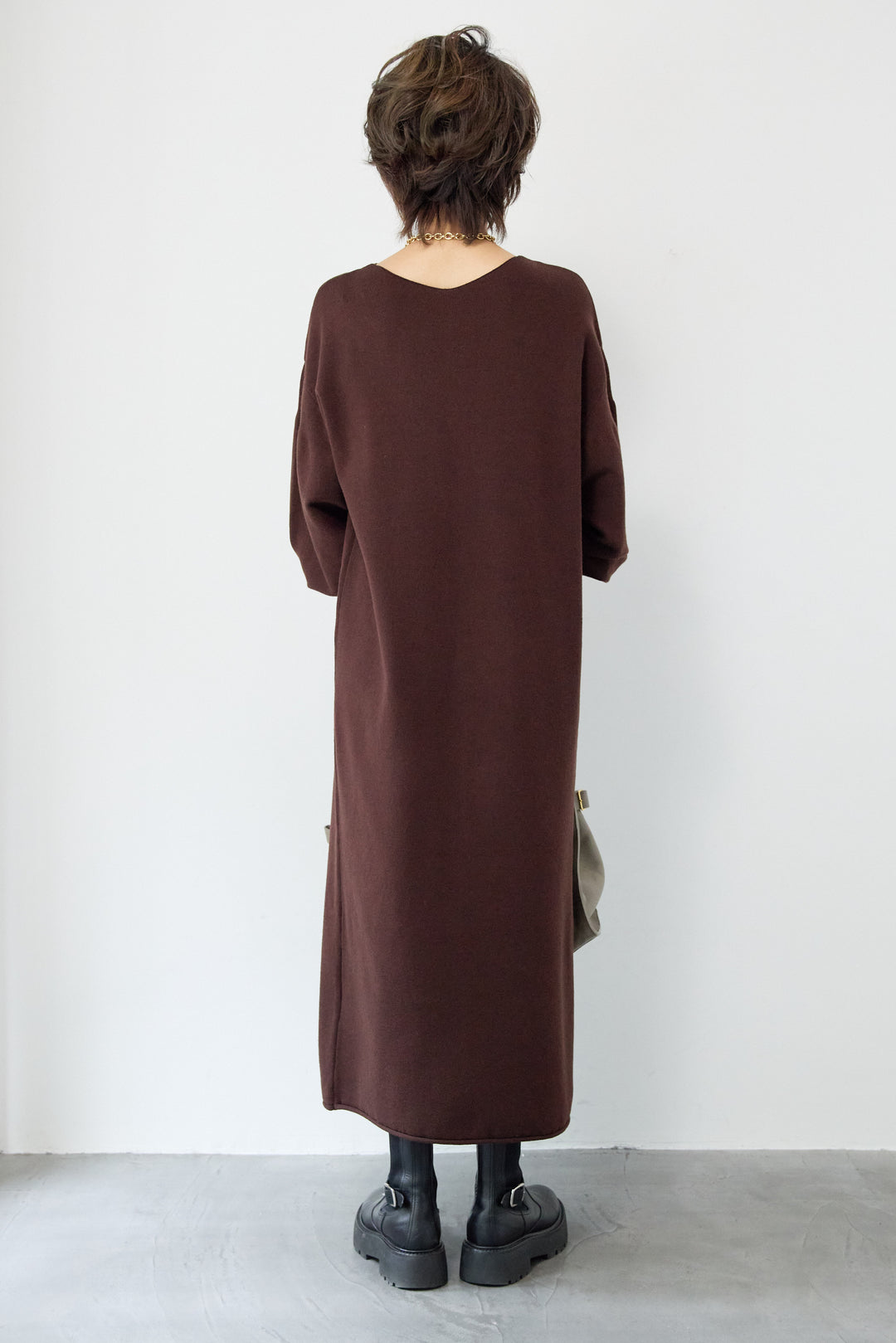 【防静電気】前後2WAY配色ラインやわもちニットワンピース