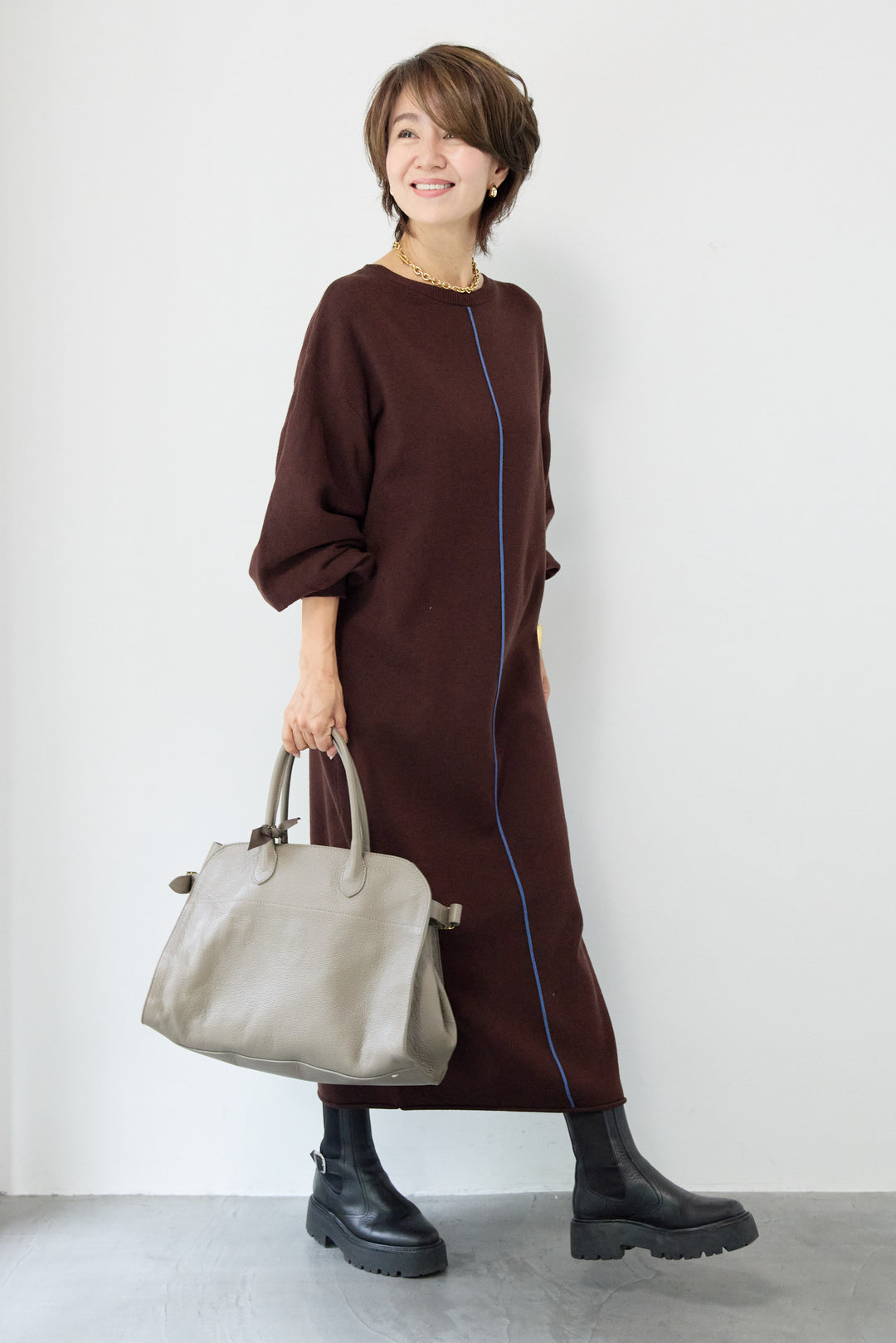 【防静電気】前後2WAY配色ラインやわもちニットワンピース