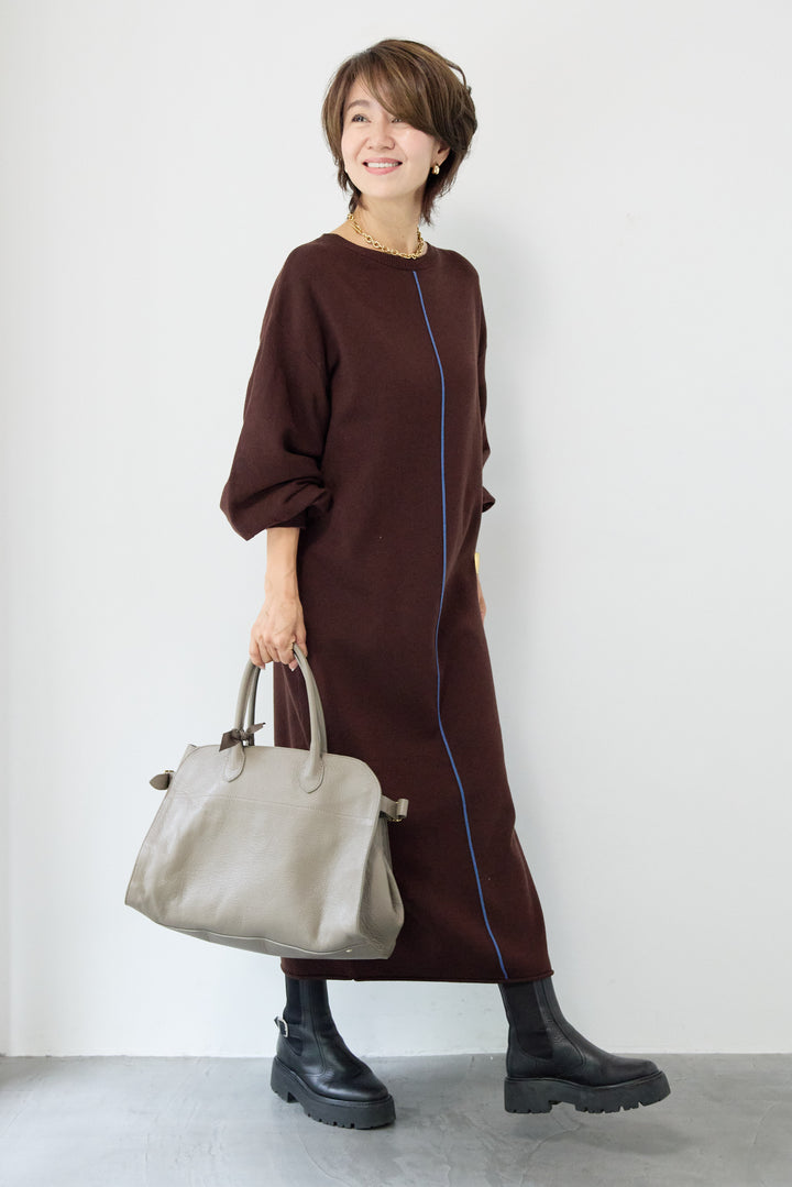 【防静電気】前後2WAY配色ラインやわもちニットワンピース