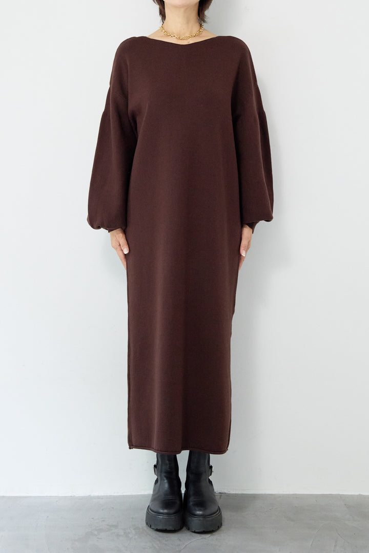 【防静電気】前後2WAY配色ラインやわもちニットワンピース