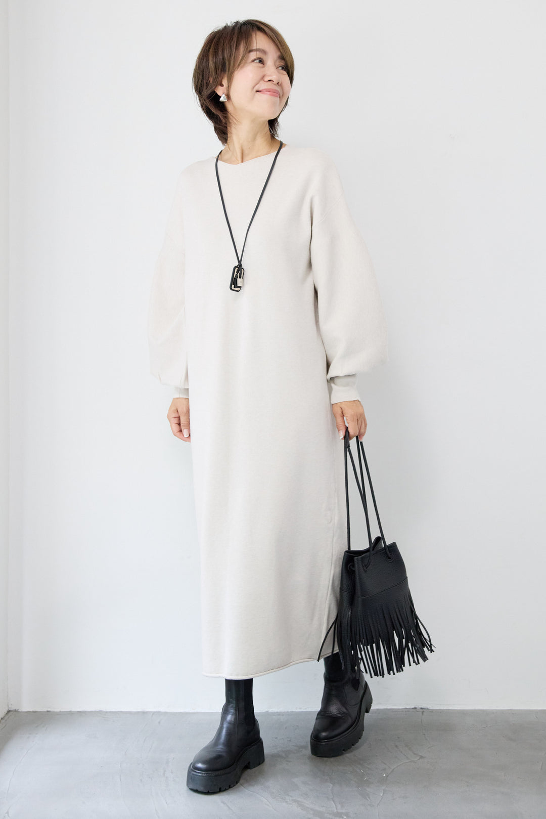 【防静電気】前後2WAY配色ラインやわもちニットワンピース