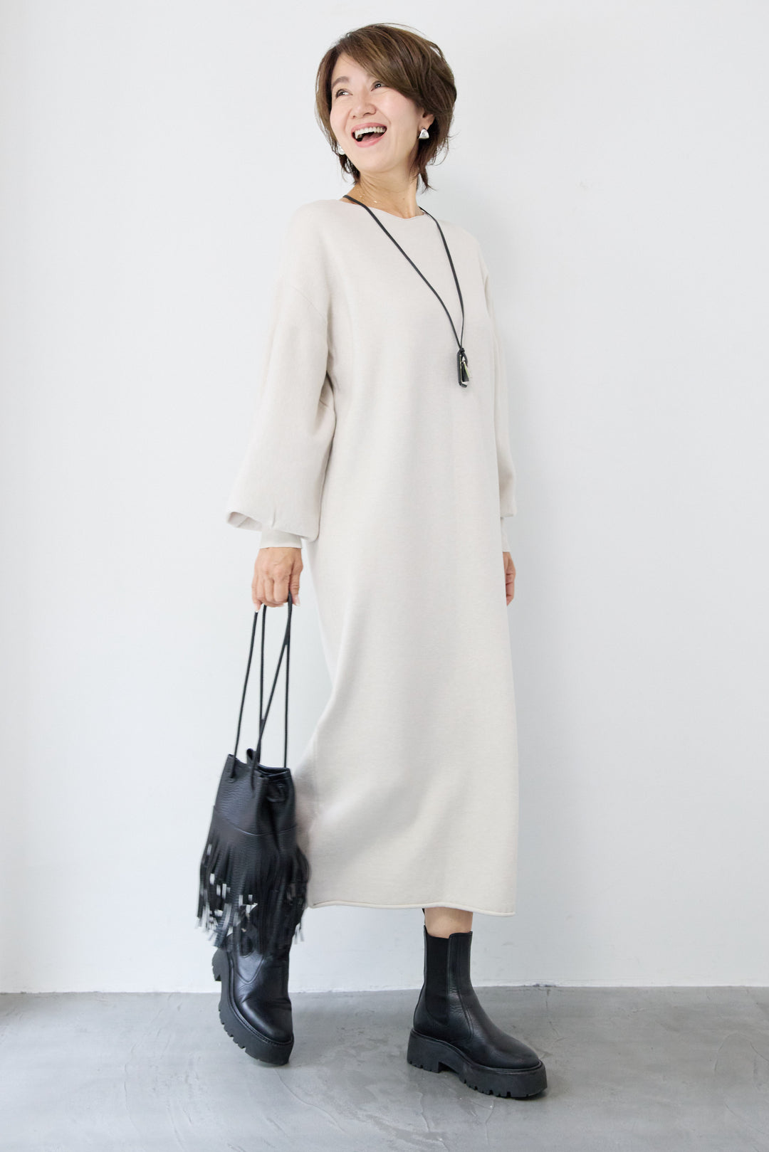 【防静電気】前後2WAY配色ラインやわもちニットワンピース