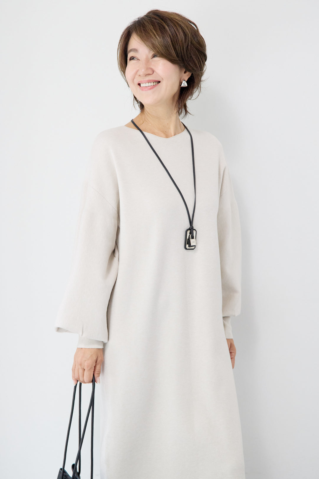 【防静電気】前後2WAY配色ラインやわもちニットワンピース