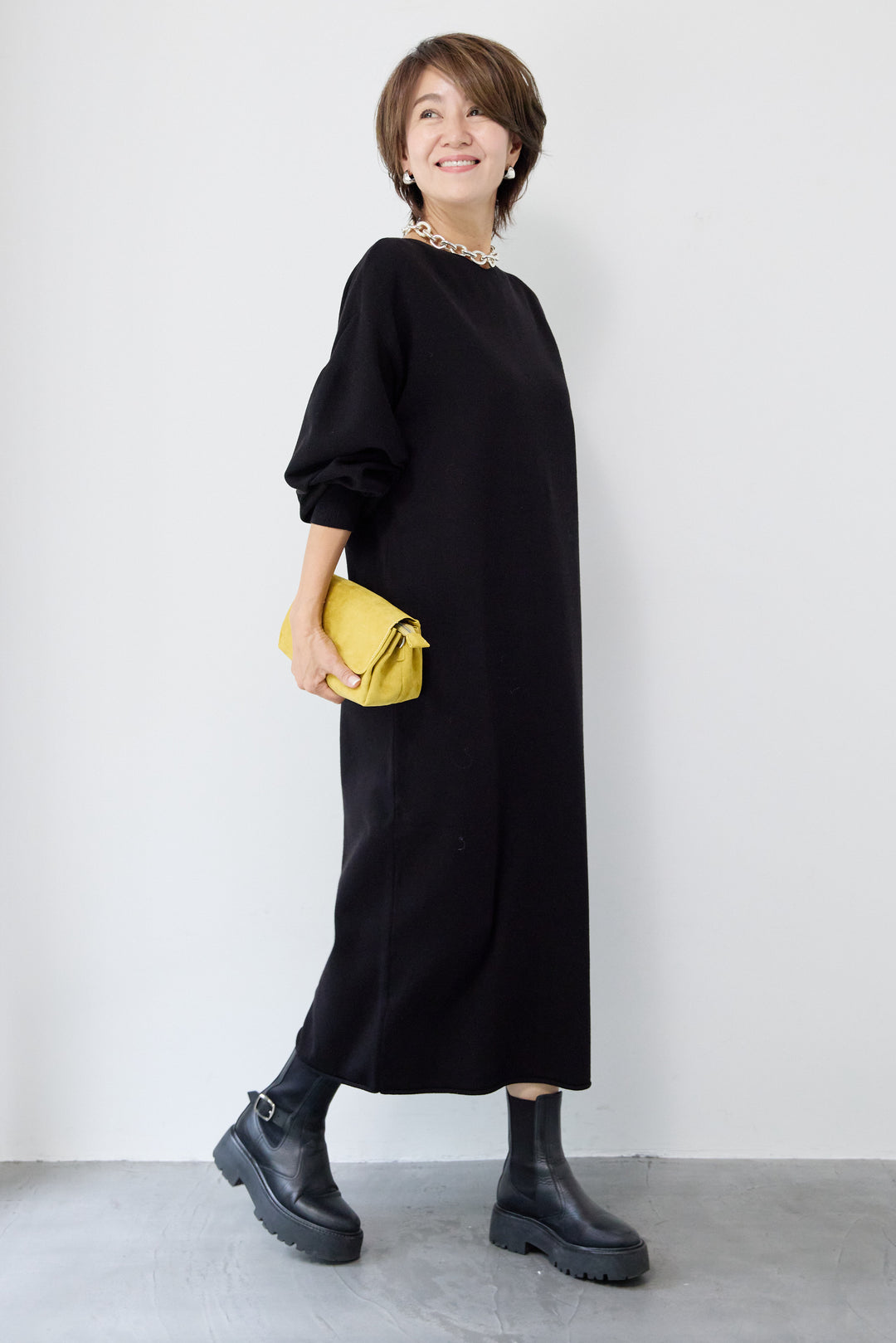 【防静電気】前後2WAY配色ラインやわもちニットワンピース