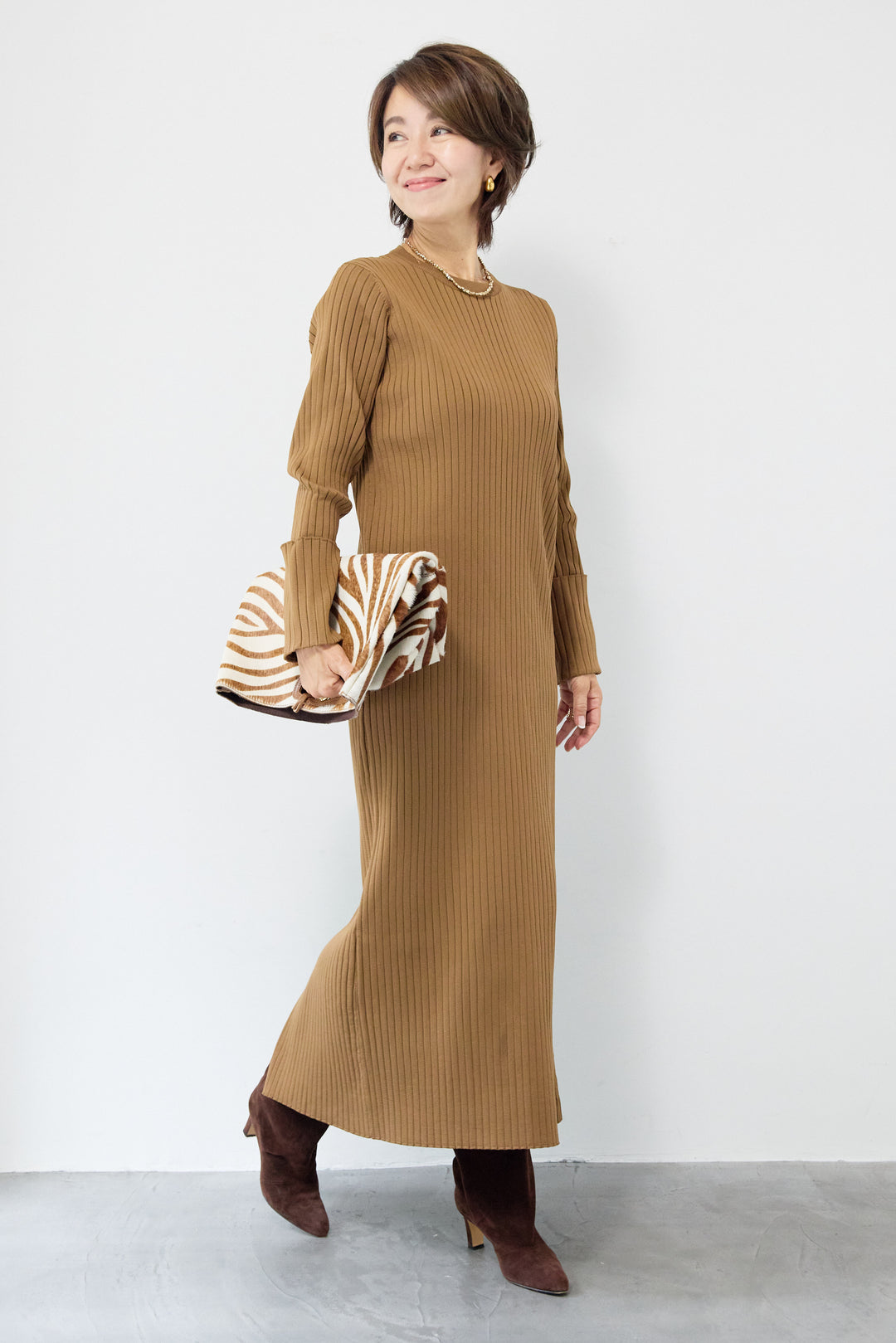 リブニットロングワンピース