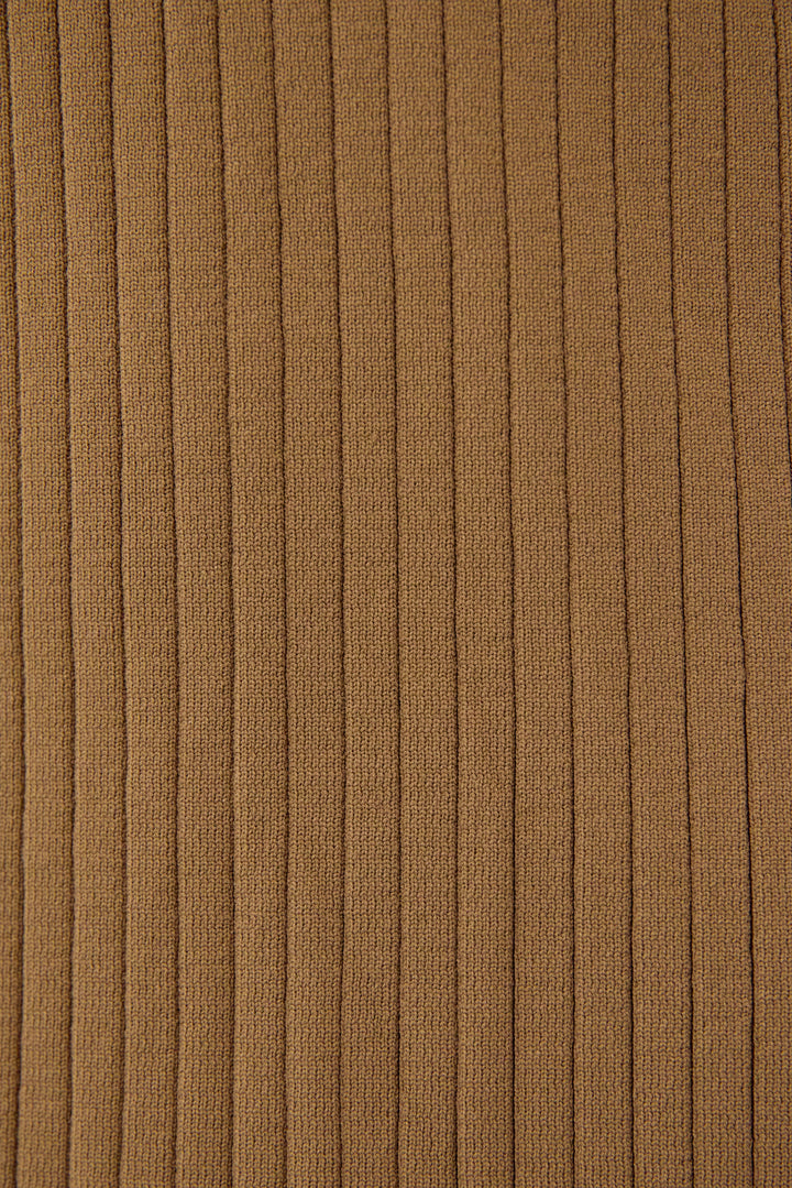 リブニットロングワンピース