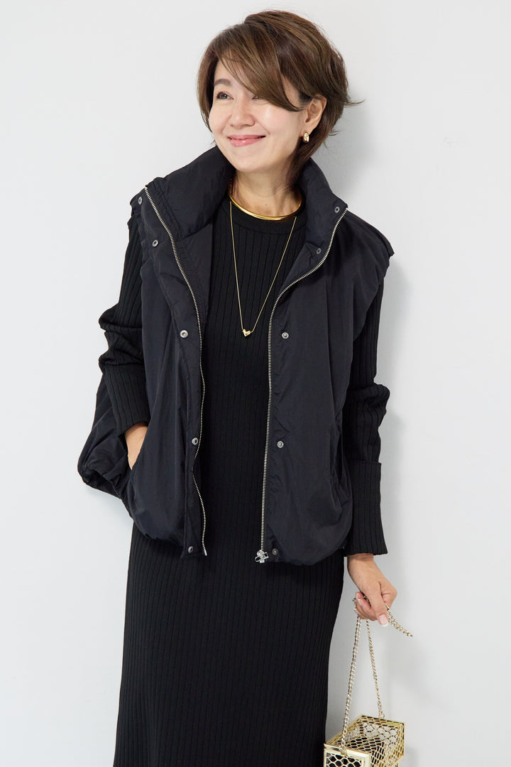 薄中綿バルーンベスト