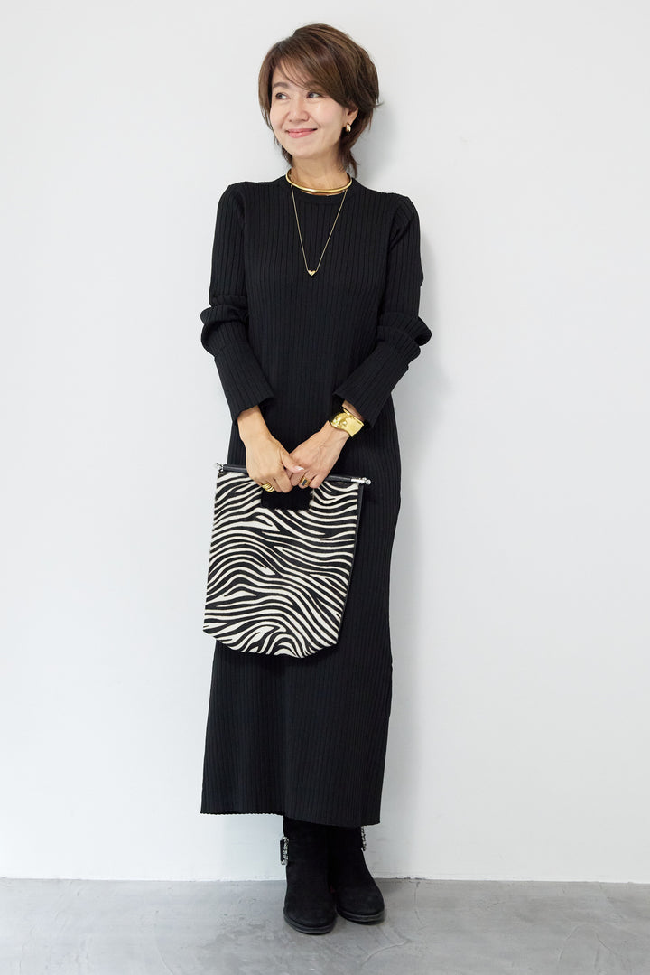 リブニットロングワンピース