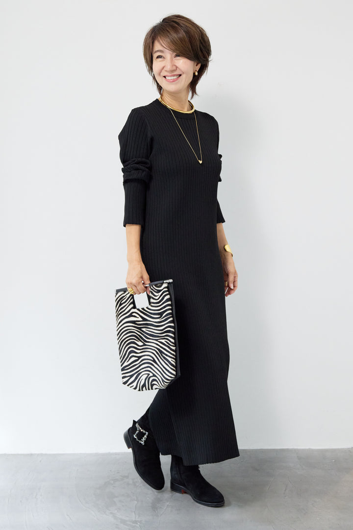 リブニットロングワンピース