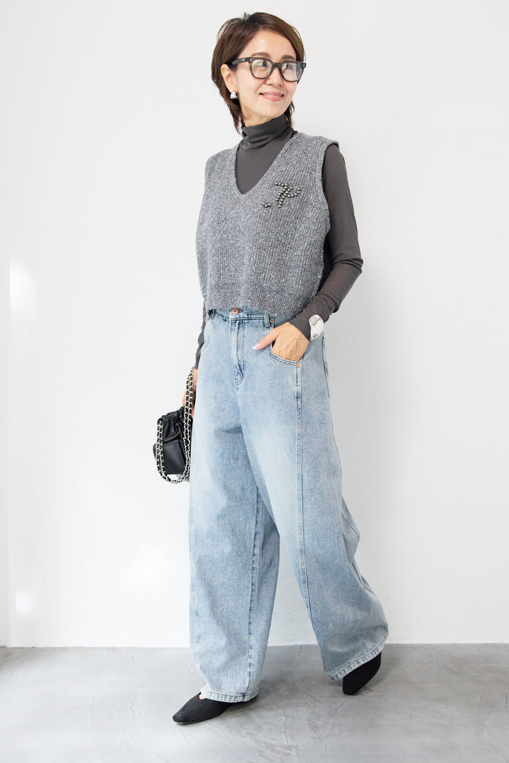 ビーズロゴショートベスト