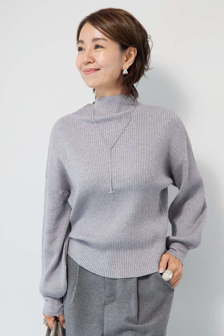 ボリュームスリーブリブニット