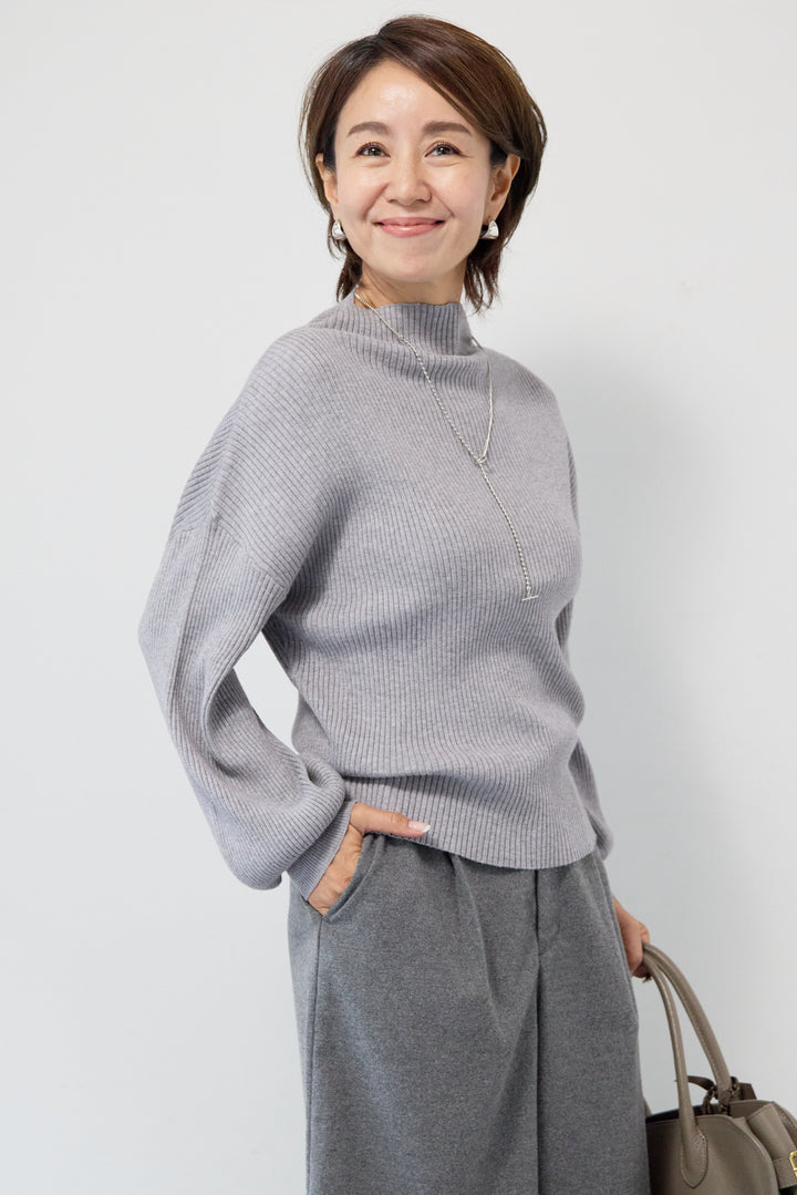 ボリュームスリーブリブニット