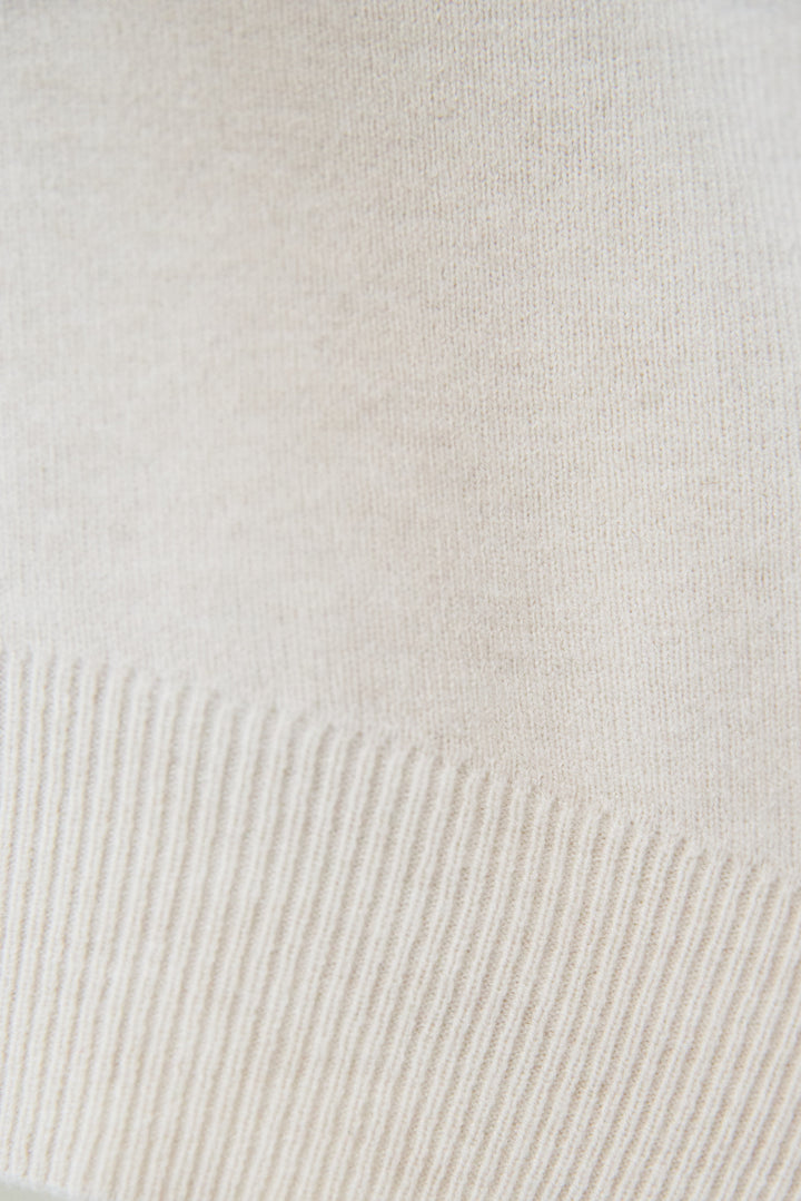 【防静電気】ハイネックやわもちニット