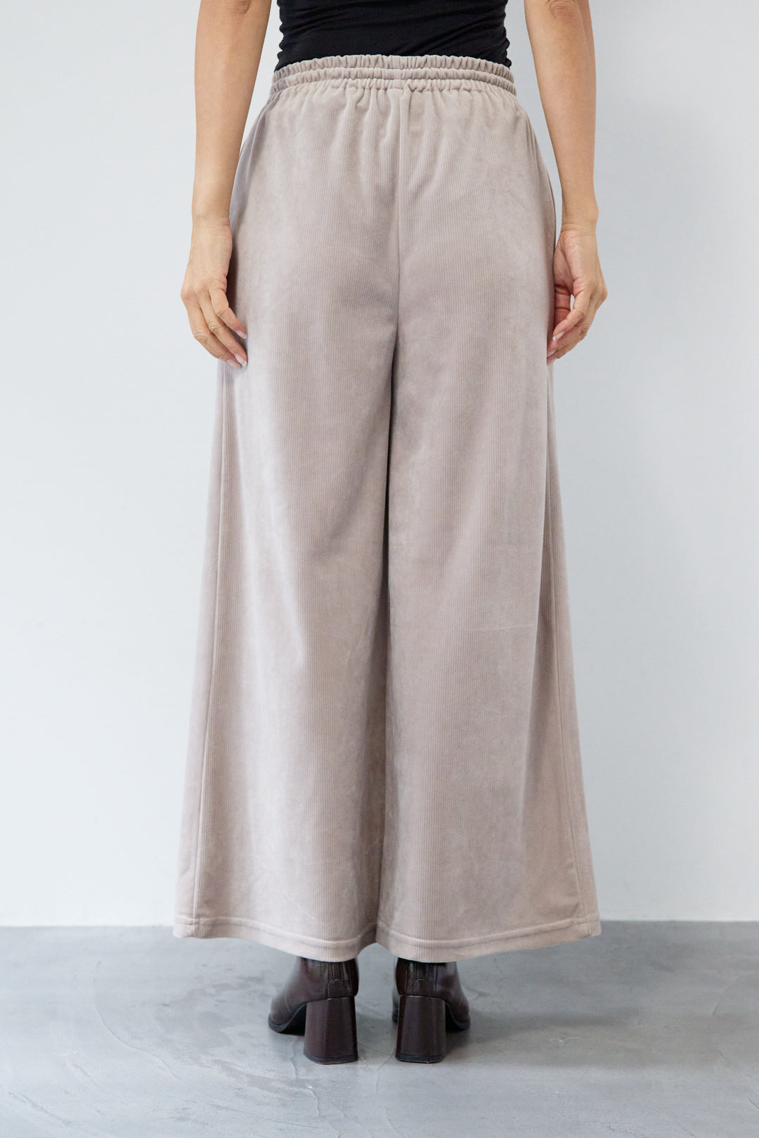 ベロアコールパンツ