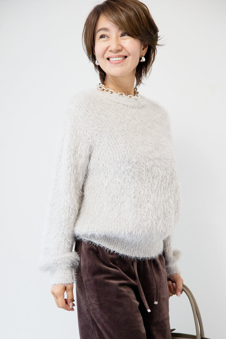 ラメシャギーニット