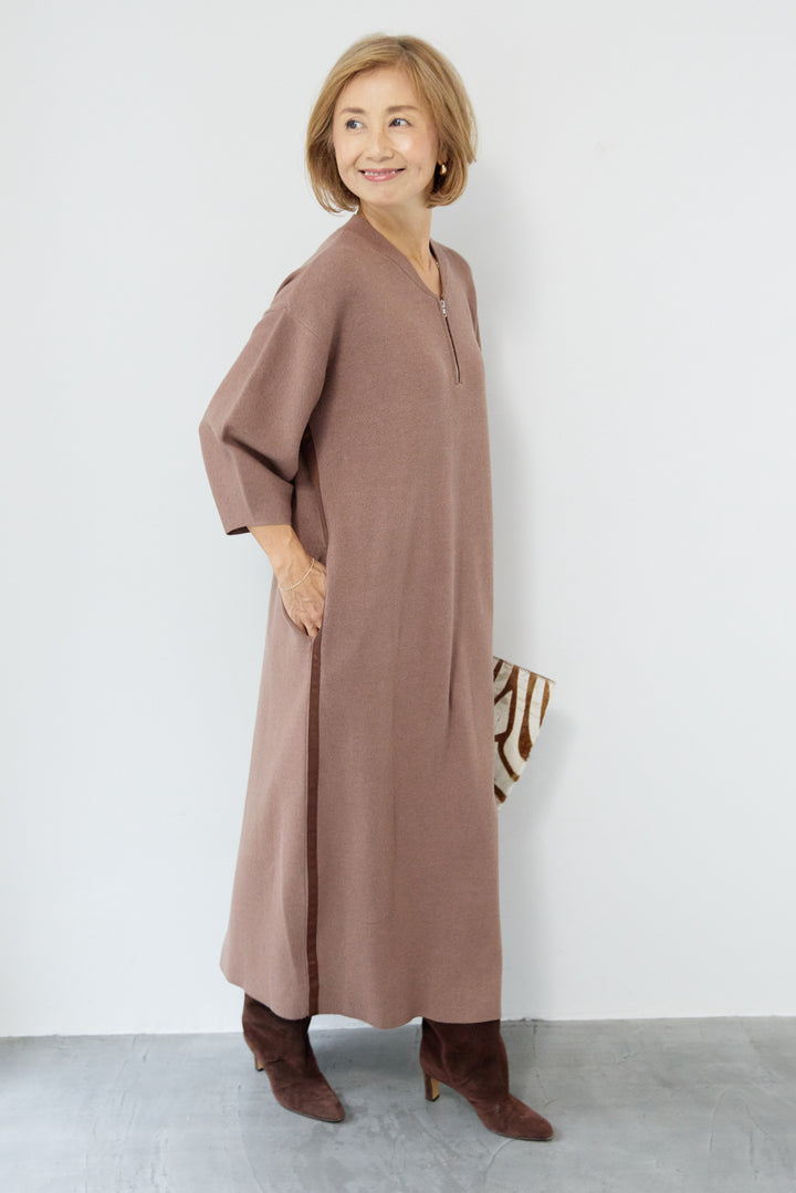 サイドラインニットワンピース