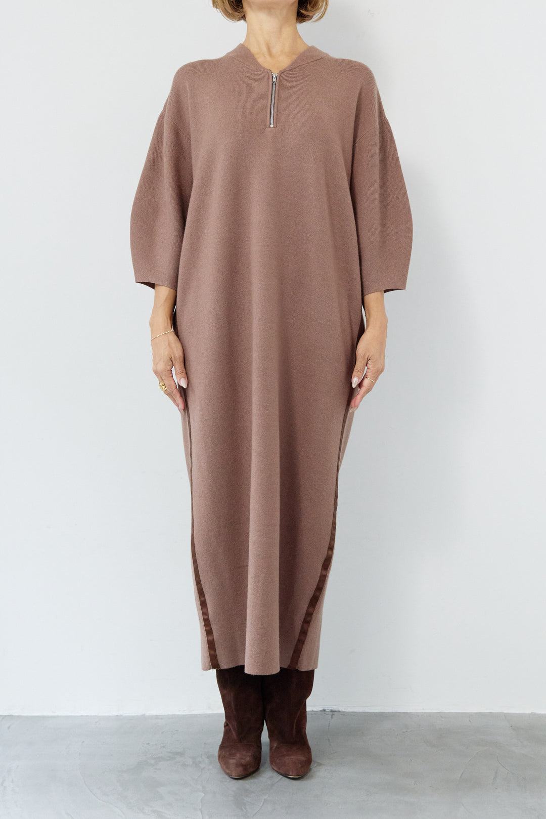 サイドラインニットワンピース