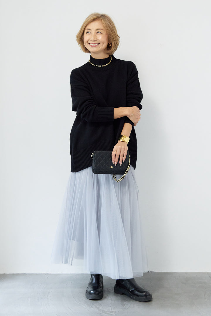 襟スリットハイネック山形ウールニット