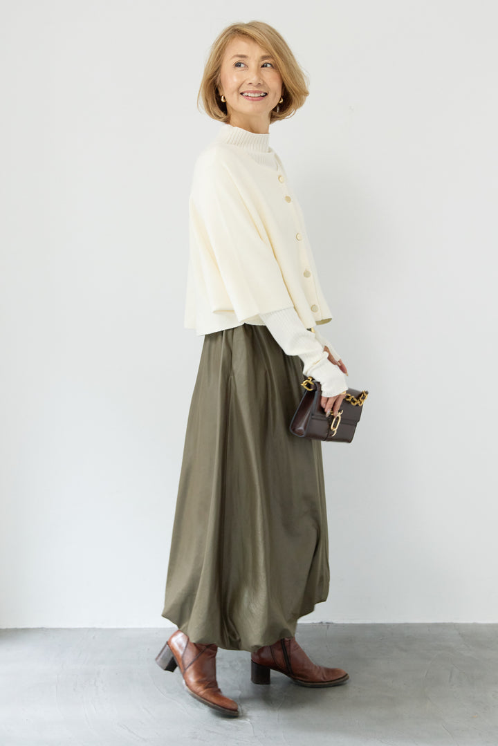 ケープアンサンブルニット