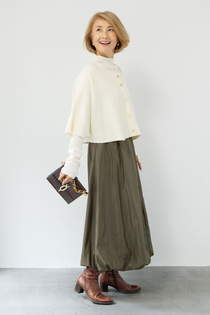 ケープアンサンブルニット