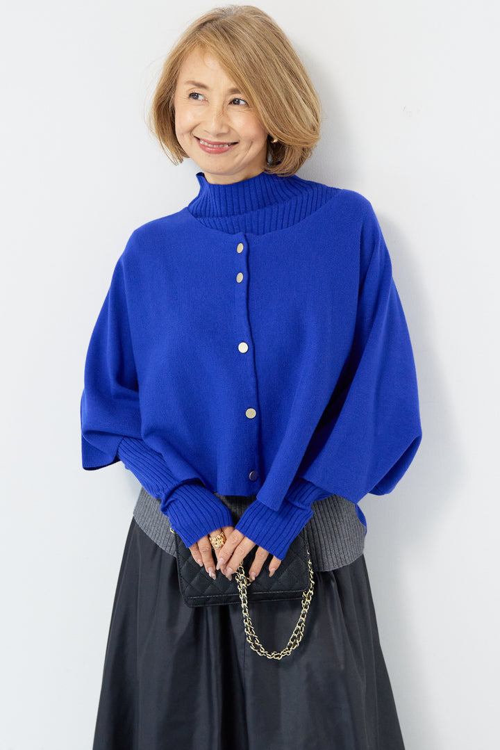 ケープアンサンブルニット