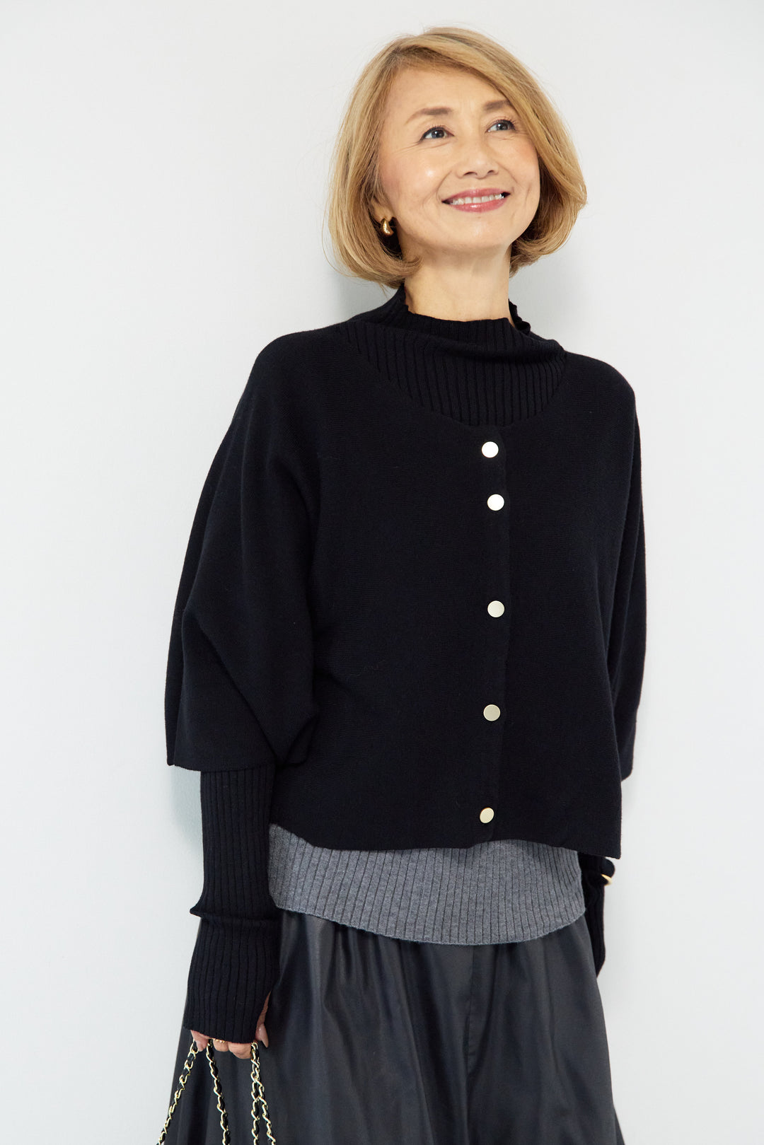 ケープアンサンブルニット