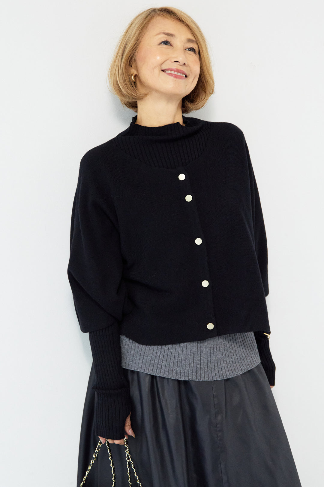 ケープアンサンブルニット