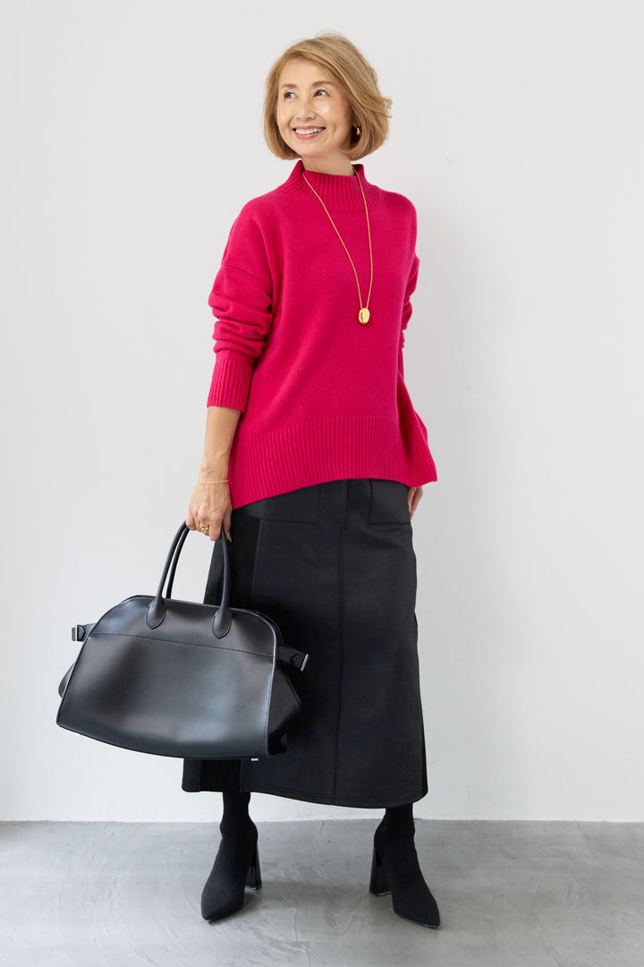 襟スリットハイネック山形ウールニット