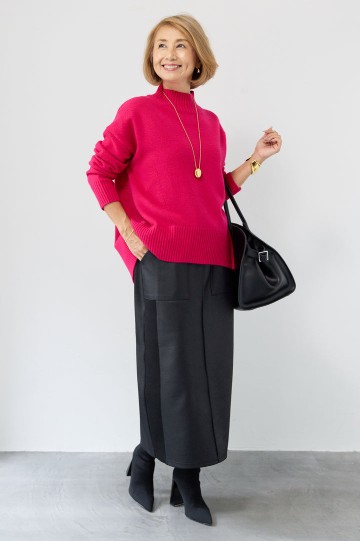 襟スリットハイネック山形ウールニット