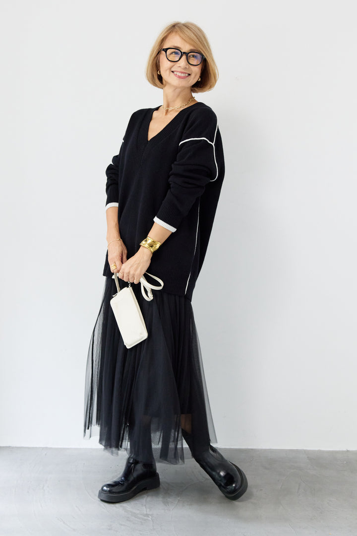 配色パイピングウールニット