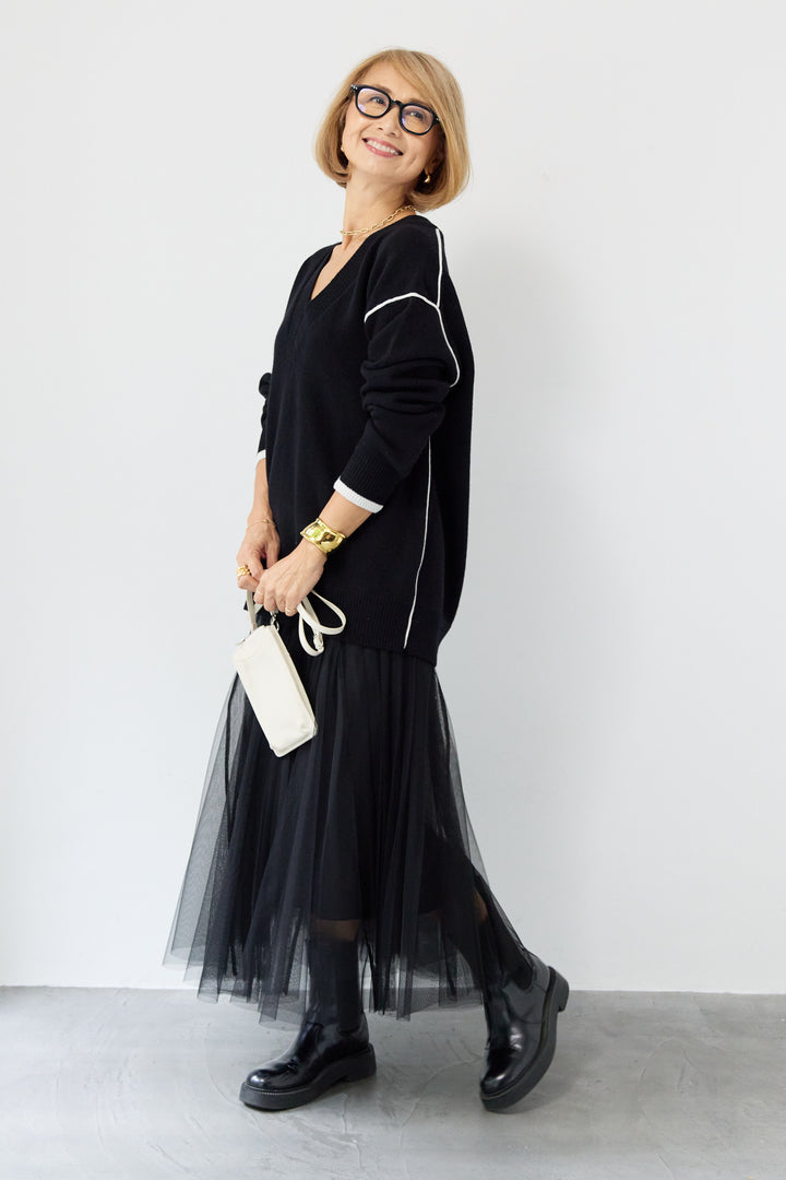 配色パイピングウールニット