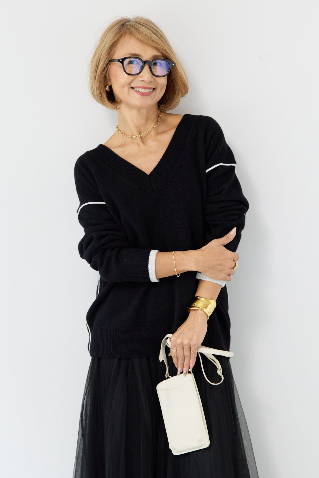 配色パイピングウールニット