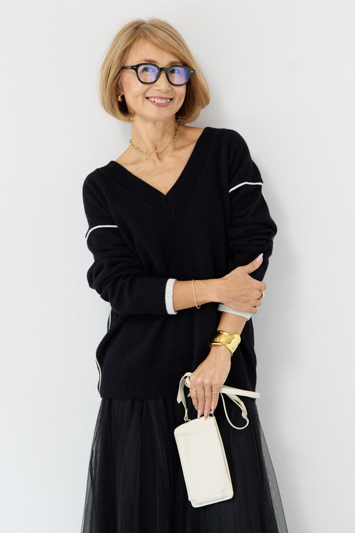 配色パイピングウールニット