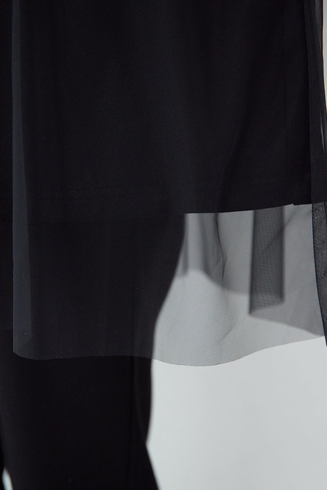 裏毛×チュールフーディプルオーバー