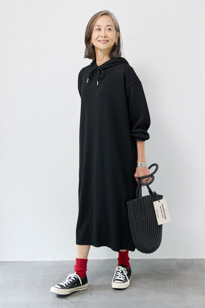 リブカットフーディワンピース