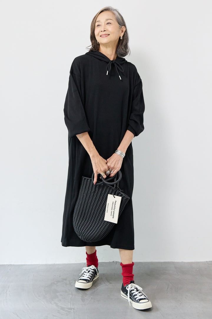 リブカットフーディワンピース