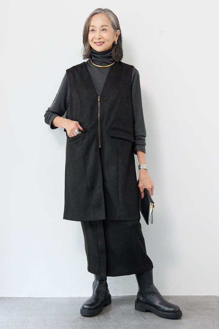 スエードポンチスカート