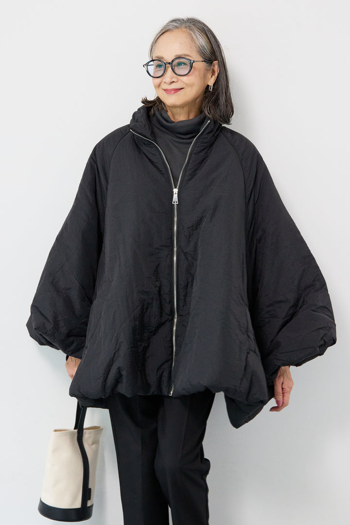 中綿バルーンコート