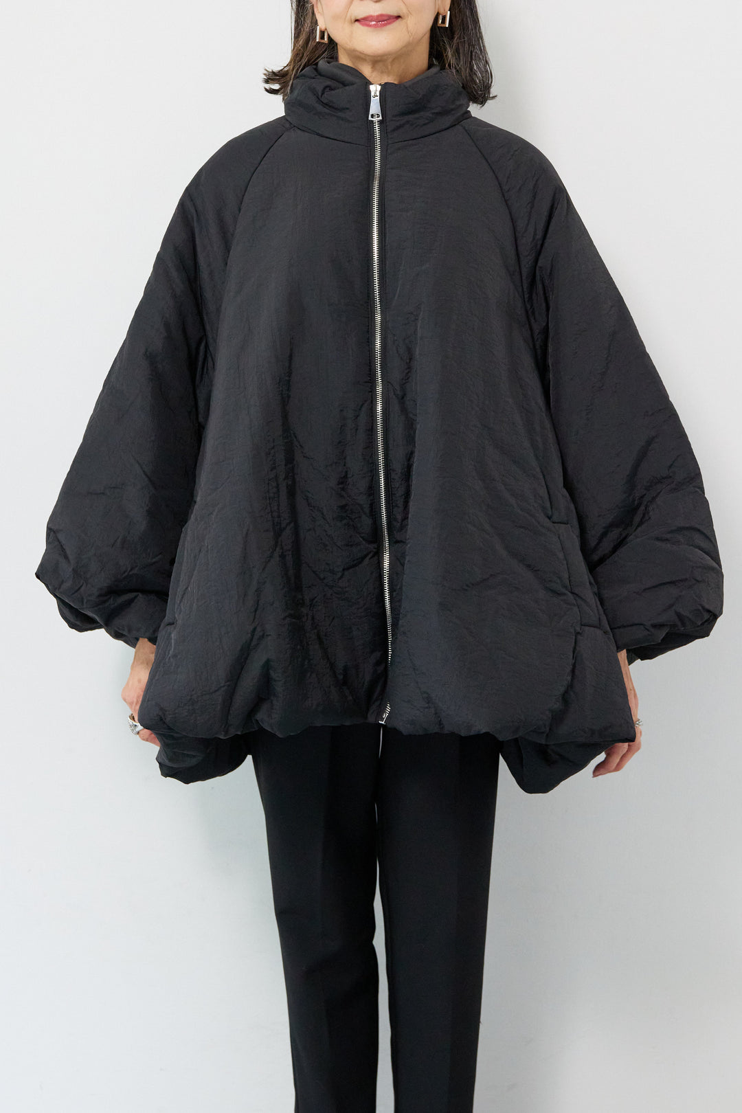 中綿バルーンコート