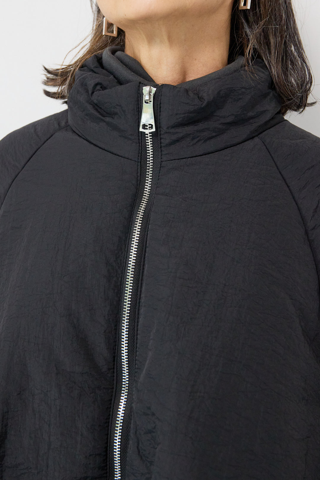 中綿バルーンコート