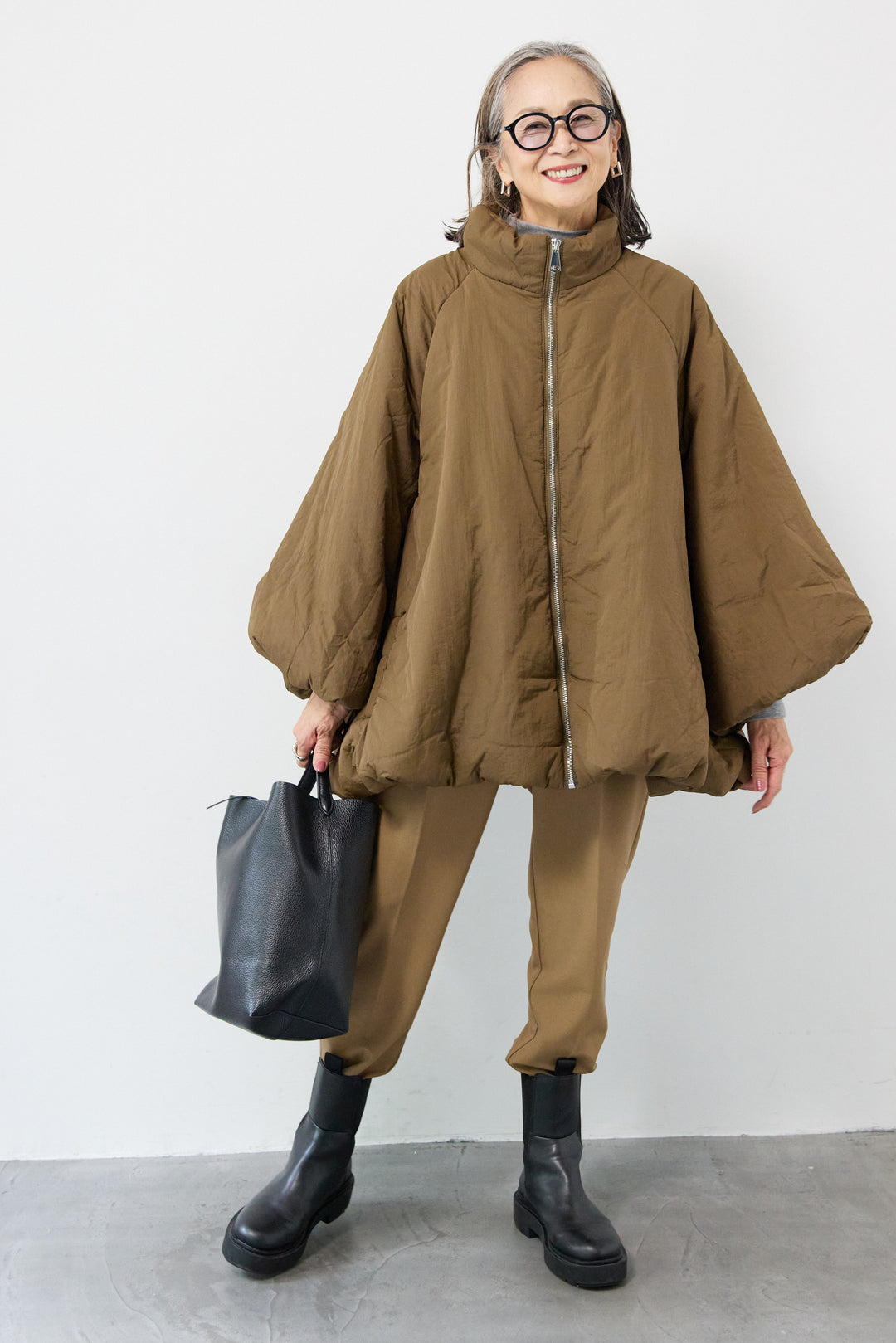 中綿バルーンコート