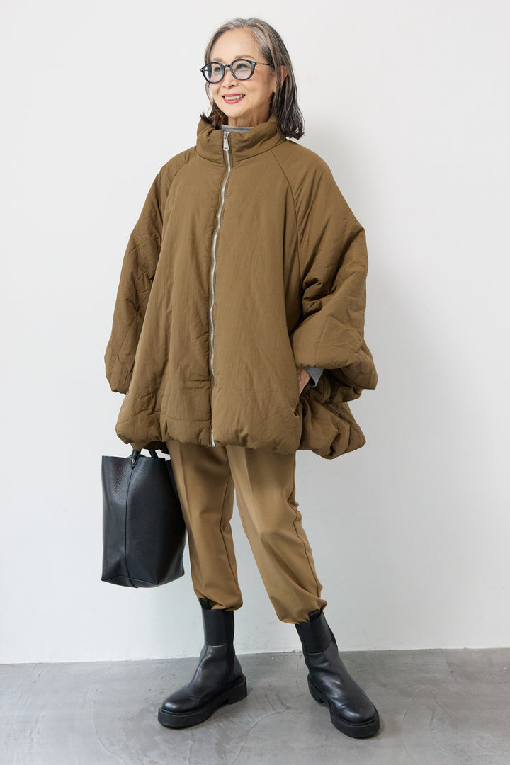 中綿バルーンコート