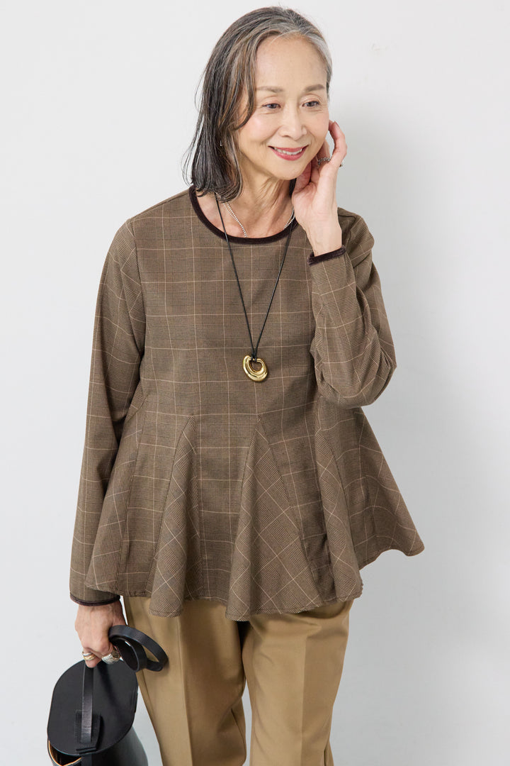 クラシックフレアプルオーバー