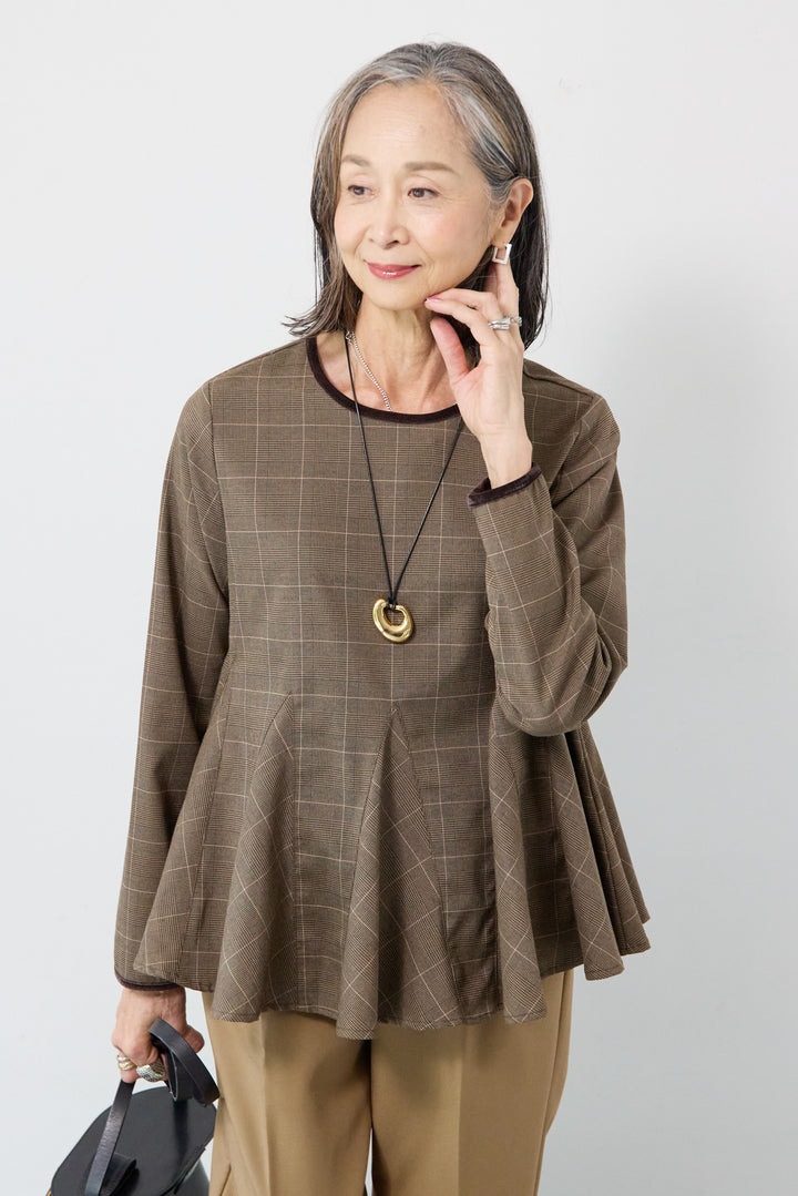 クラシックフレアプルオーバー