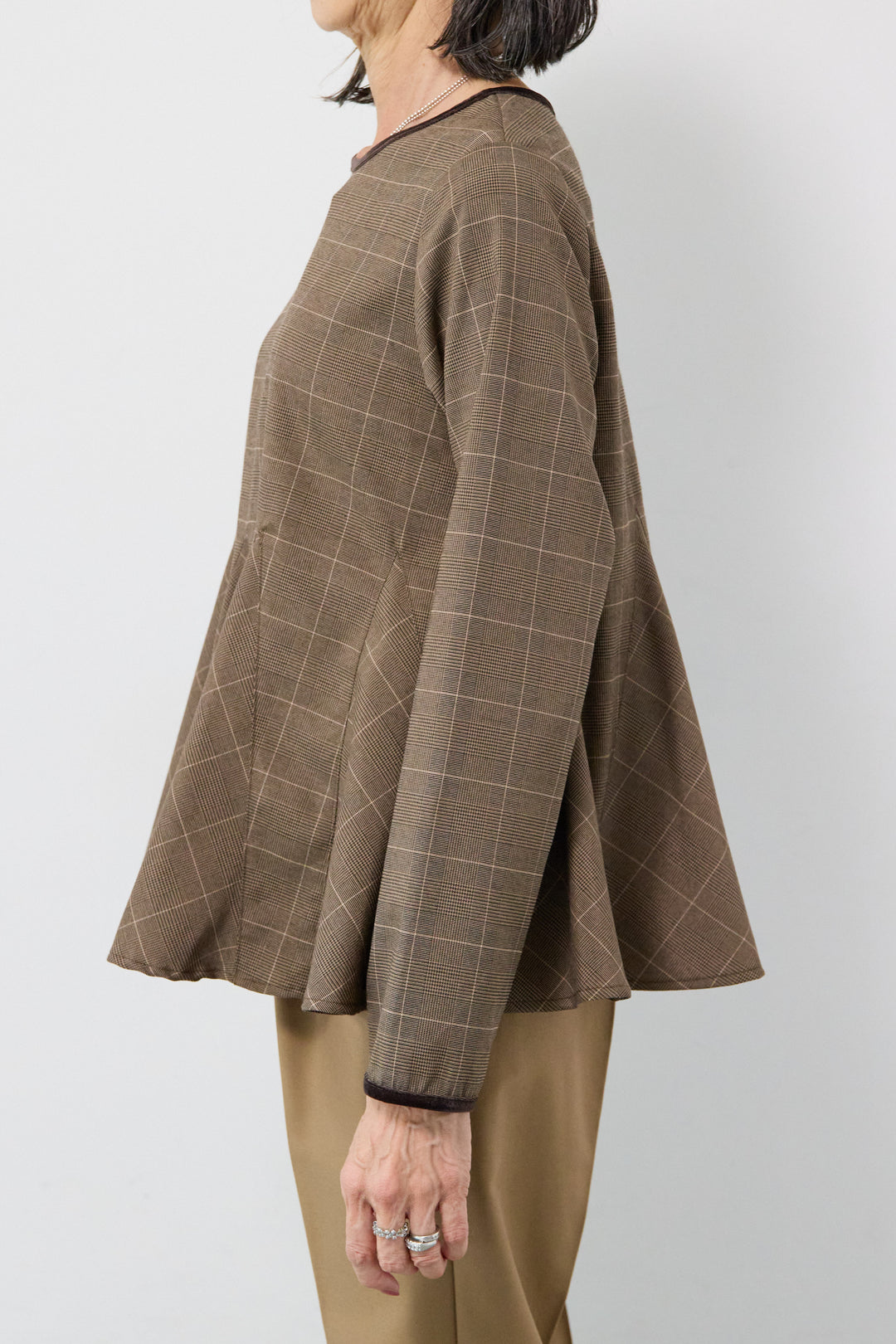 クラシックフレアプルオーバー