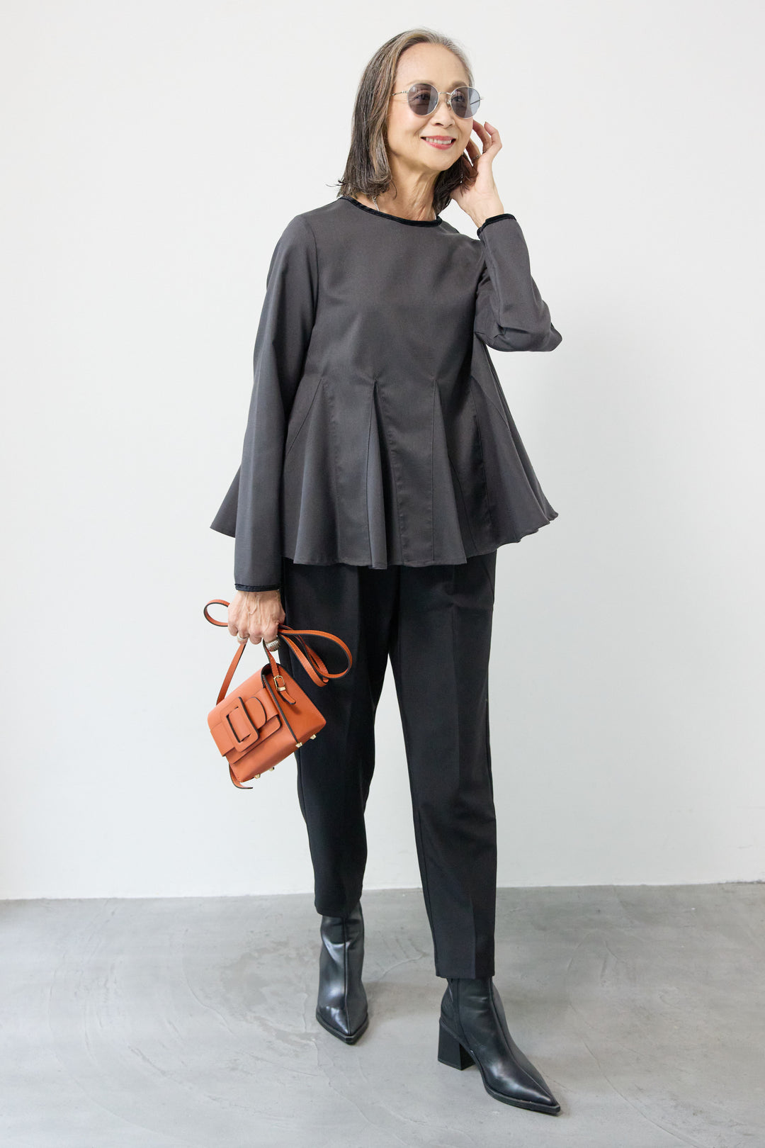 クラシックフレアプルオーバー